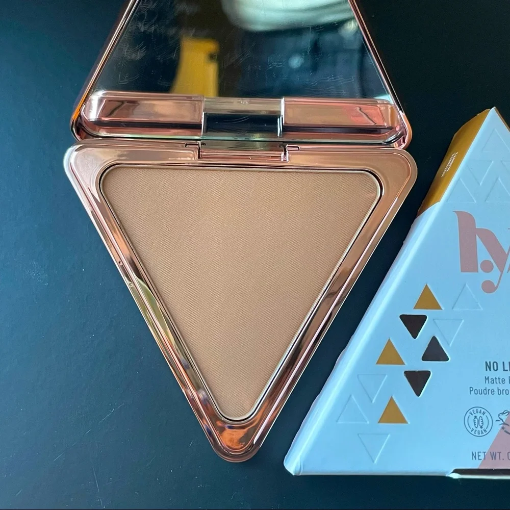 Lys Beauty No Limits Matte Bronzer